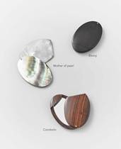 Japanese science arts portable cosmetic mirror touch-up mirror