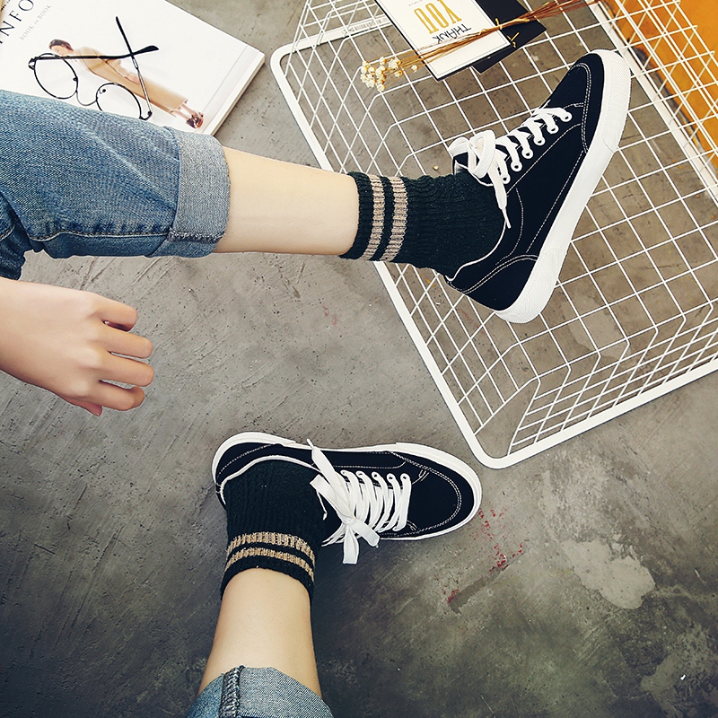 Mùa xuân và mùa hè Giày vải mới của phụ nữ Thắt lưng giày thông thường Phiên bản Hàn Quốc của đôi giày trắng hoang dã Giày đế thấp giay bitis nữ