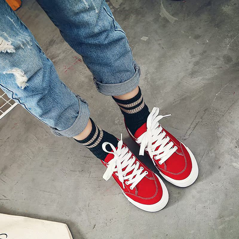Mùa xuân và mùa hè Giày vải mới của phụ nữ Thắt lưng giày thông thường Phiên bản Hàn Quốc của đôi giày trắng hoang dã Giày đế thấp giay bitis nữ