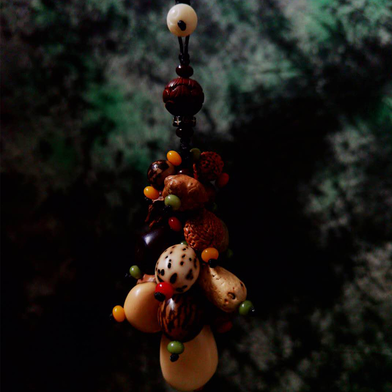 Upscale car pendant pure handmade original bodice Car Hanging Ornament Sandalwood Lotus Post Mirror Pendant Pendant