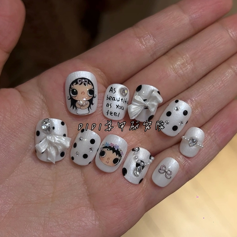 【Didi. Wedding Dress Little Jade】Cute Short Polka Dot Press-On Nails with a High-End Feel, Exquisite and Beautiful, Purely Handmade Nail Art