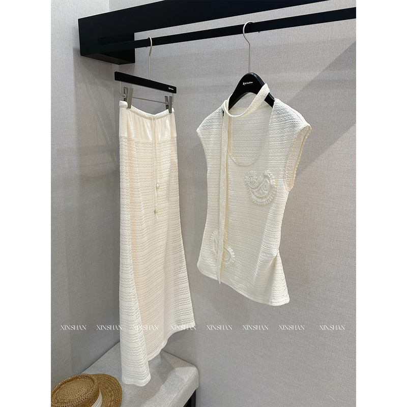 Xinshan Gentle Style Knitted Suit Dress 2026 Summer New Elegant Slimming Two-Piece Set for Women