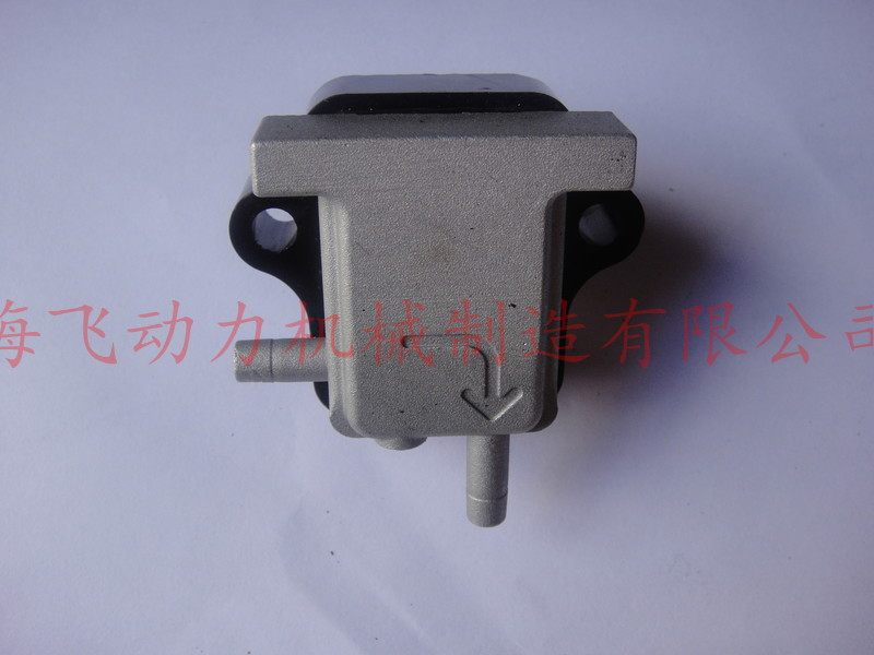 Tailwind East Hair 4 Punch 5 6 Horsepower Pip-off Motor Motor Wall-mounted Cold Air Thruster Engine Carburetor Oil Pump Accessories