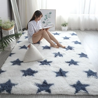 INS WIND LONG WIND SOIR CARPOLE Living Room, полная милой комнаты.