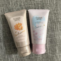 Spot Japanese VECUA Honey limited gold rhinoceros cream cherry cherry cherry blossom cream and soft 50g