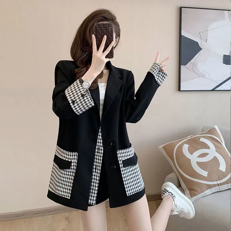 2026 Spring and Autumn New French Retro Style Elegant Mature Loose Slimming High-End Fashion Color-Blocking Blazer for Women