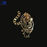 Металлический мобильный телефон, наклейка, кукла, модель животного, ноутбук, тигр