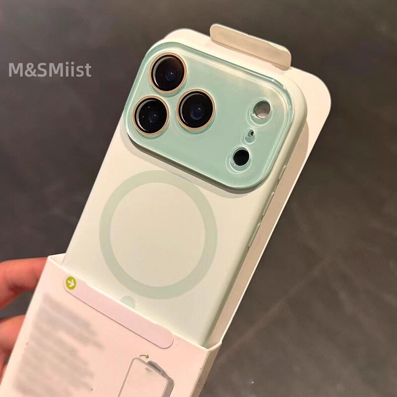 Uk-Applicable Apple iPhone 17 Pro Max Phone Case, New Manbo Green Magsafe Strong Magnetic Dirt-Resistant True Liquid Silicone, Won'T Yellow, 16/15 Soft and Waxy, 14 Crystal Full-Cover Lens