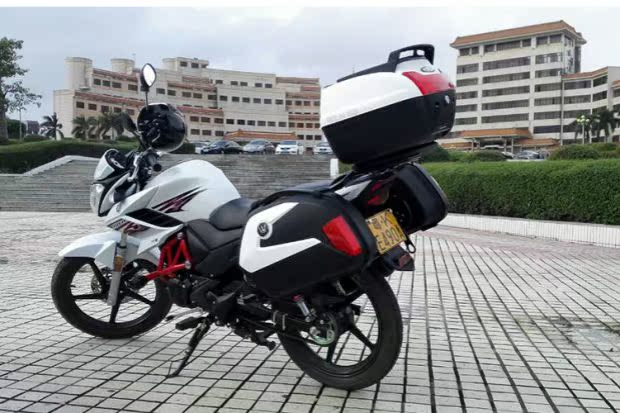 Yamaha bay đến hộp bên YS150 Tianjian Wang 250 hộp bên hông hộp phía sau hộp YBR150 hộp bên cạnh hộp xe máy - Xe gắn máy phía sau hộp thùng đựng đồ gắn đuôi xe máy