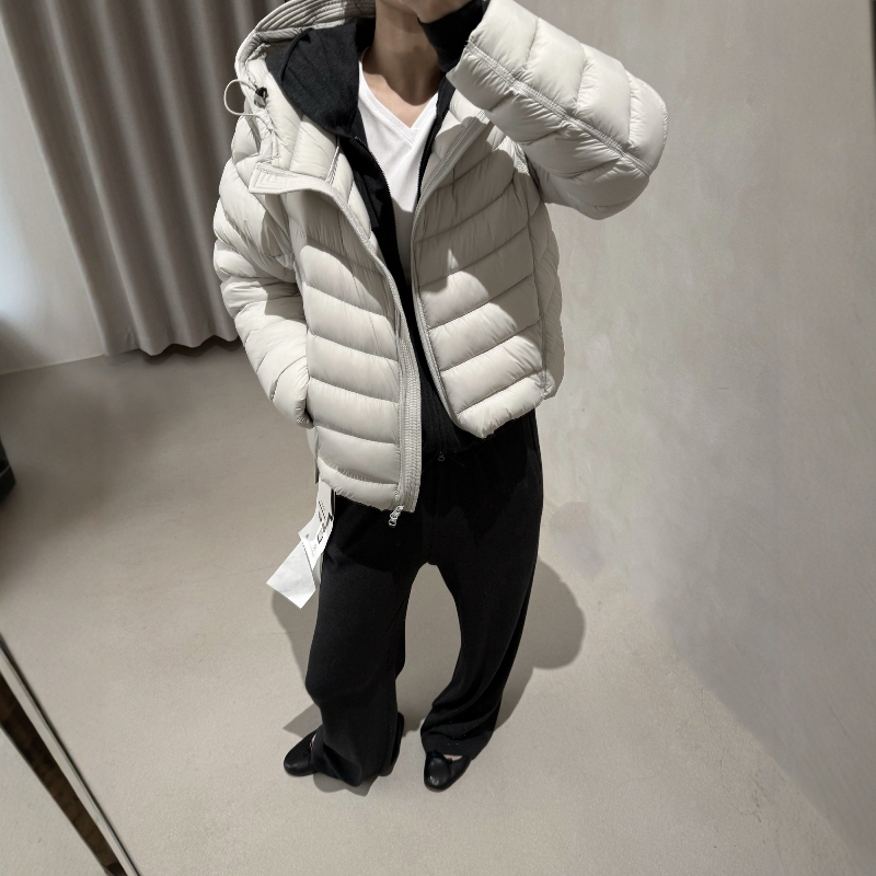 Jvv Sister 2026 Winter New Style 95 White Duck down Hooded Puff Ribbed down Jacket for Women 39153 Jvv Sister 2026 Winter New Style 95 White Duck down Hooded Puff Ribbed down Jacket for Women 39153
