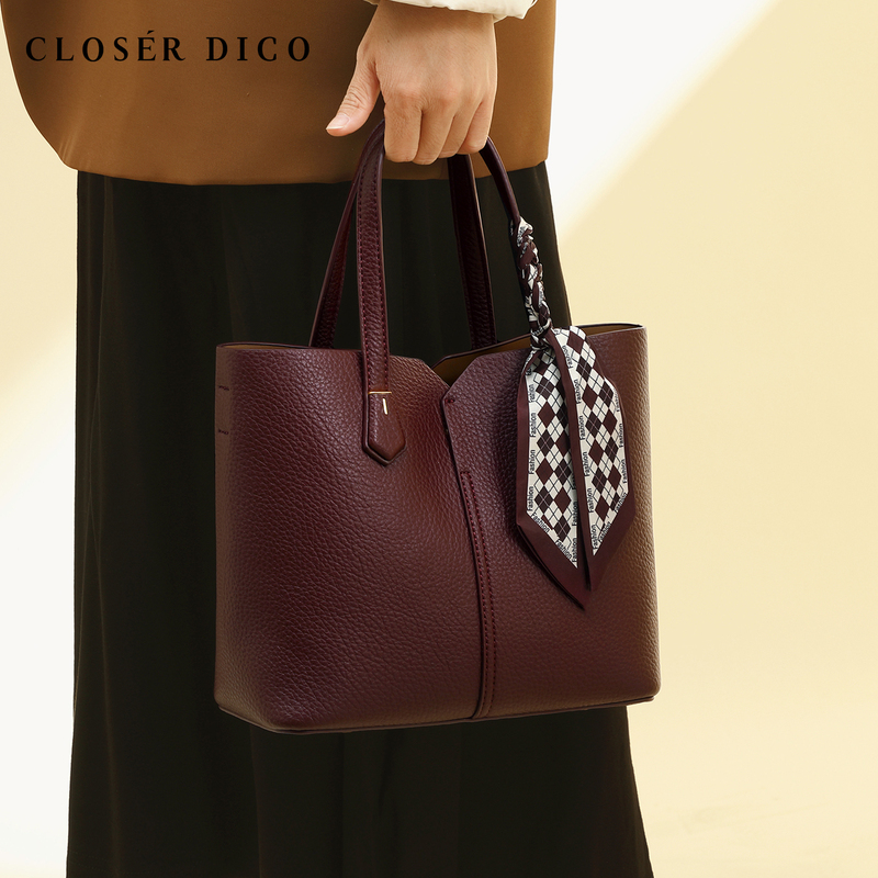 Large-Capacity Red Bag for Women, Wedding Bag, 2026 New Fashion Wedding Tote Bucket Bag, Gift for Mother-In-Law