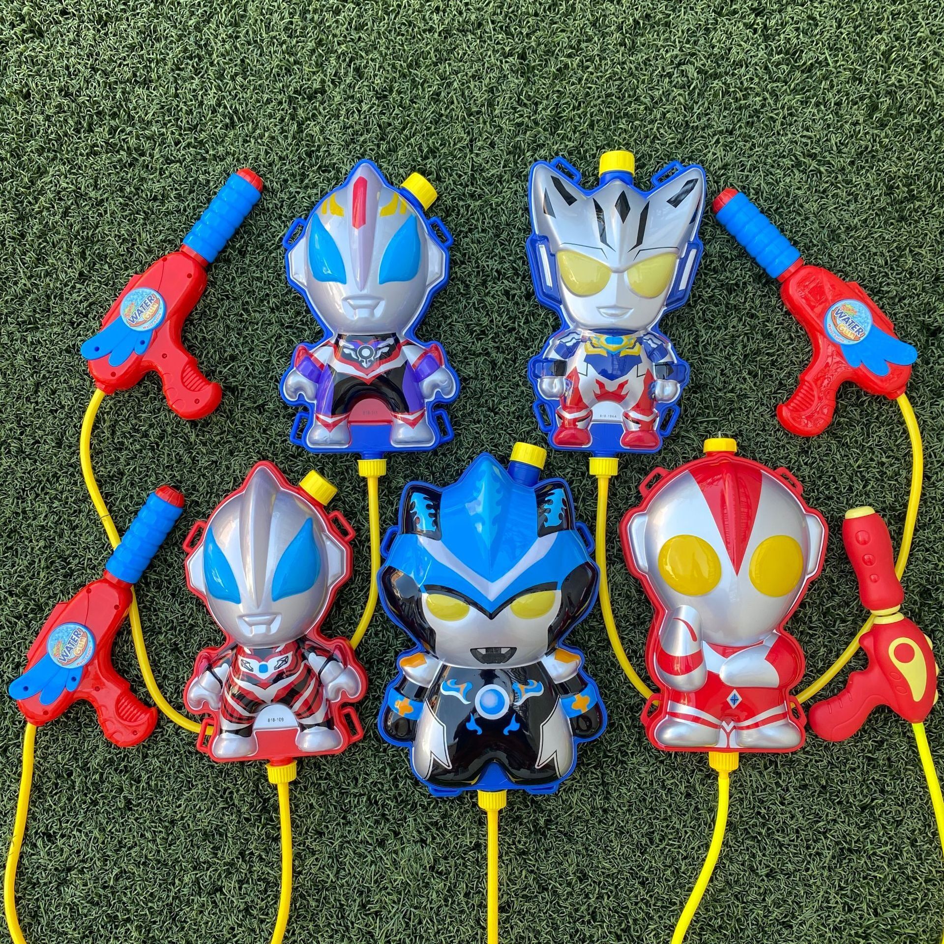 2026 スーパーマン キッズ バックパック 引き出し式水鉄砲 男の子用 ビーチ 水遊びおもちゃ 幼稚園