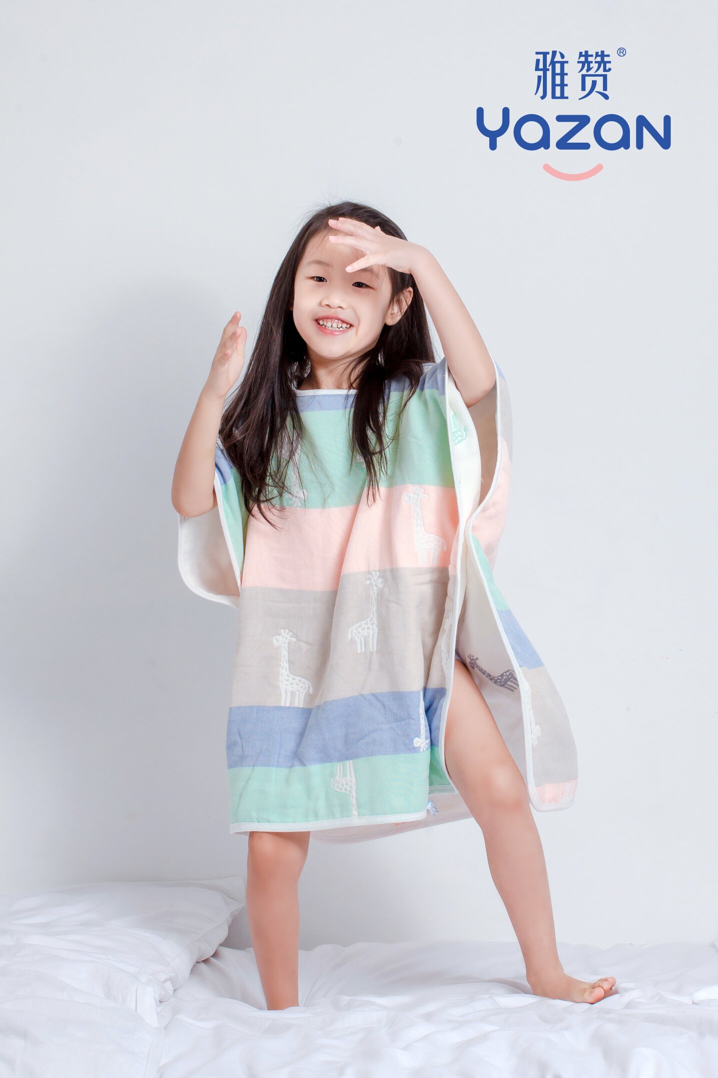 Baby cartoon printing absorbent trough bath towel Yazan cotton hooded bathrobe spring and summer home wearable wrapping bathrobe