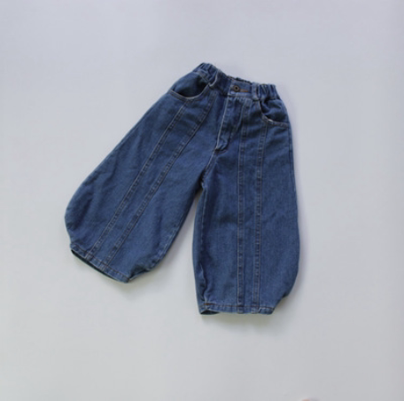 Love is full of vitality ~ children's denim flower bag trousers 2021 autumn and winter new lantern baggy pants bilateral design