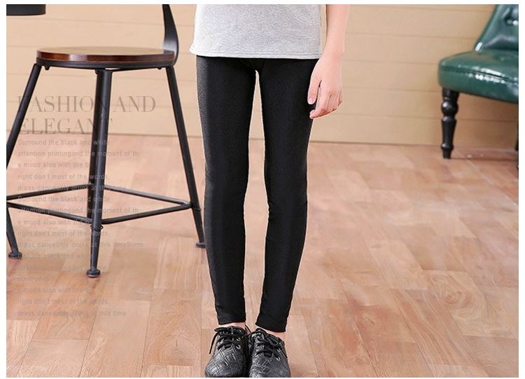 Quần bé gái sáng bóng cộng với quần legging nhung trẻ em phiên bản Hàn Quốc của quần dài tự tu luyện quần bé dày ở trẻ lớn thời trang trung niên nữ cao cấp 