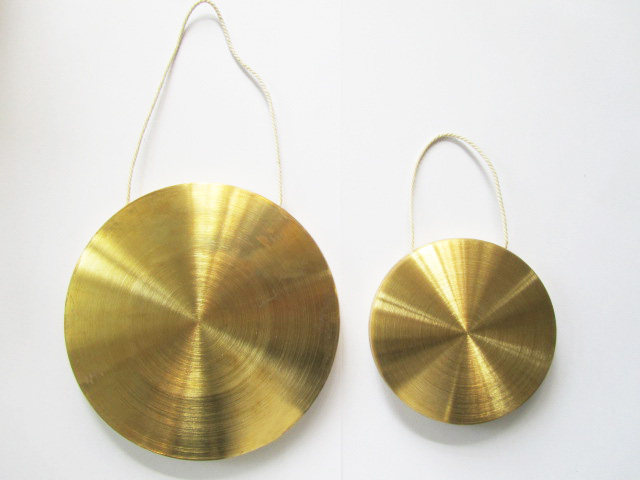 Copper cymbal adult gong and drum army cymbal big cymbal small Beijing cymbal copper cymbal musical instrument children's performance three and a half props small cymbal finger