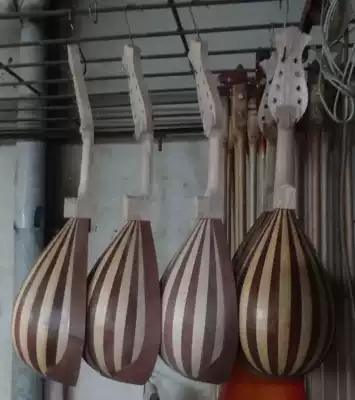 Solid Wood back treble mandolin piano ladle style Mandarin Camel Bell mandolin Mandrin Mandrin leather box