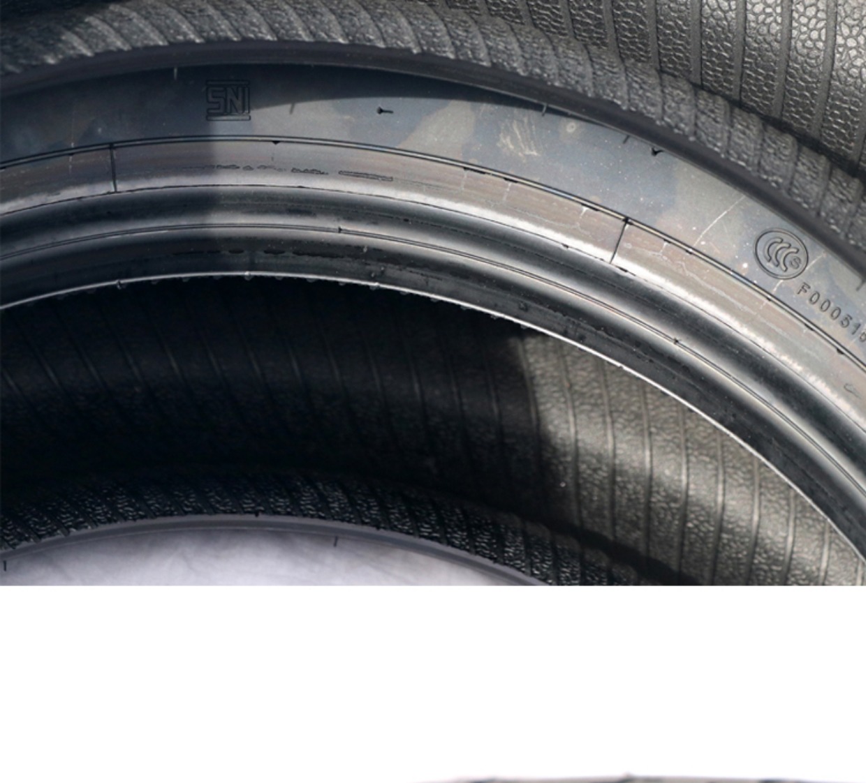 Lốp xe ô tô mới chịu mài mòn 205 / 65R15 Thích nghi với Emgrand EC7 BYD F6 Accord Cruze lốp xe ô tô loại nào tốt