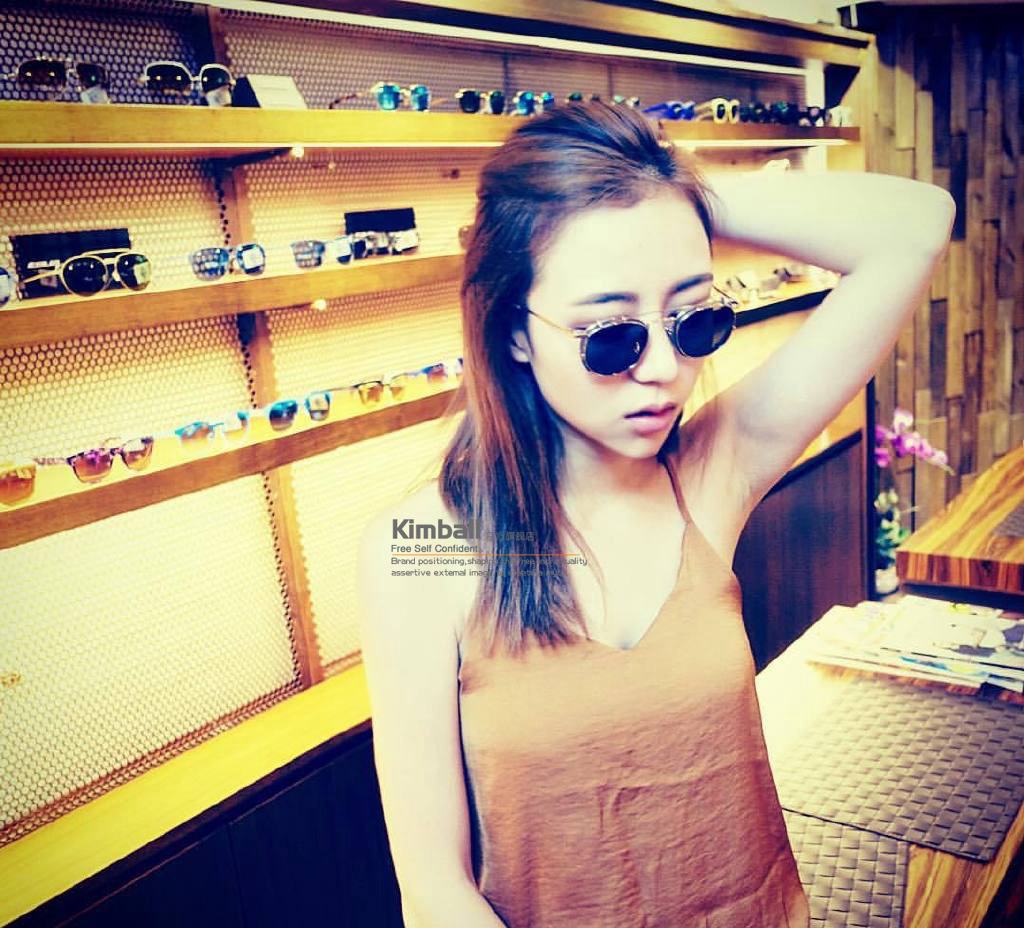 Park Minnie retro xu hướng sử dụng kính đôi Yu Wenle với gọng kính râm nam và nữ gọng kính gọng tròn tròng kính cận đổi màu