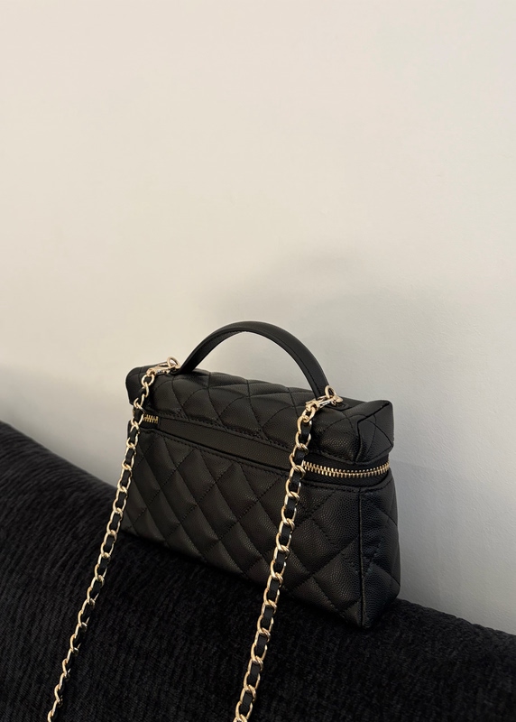 The Same Model as the Internet Celebrity's 26 New Lp Quilted Chain Leather Handbag, Shoulder Crossbody Bag, Makeup Box Bag