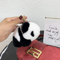 Черно -белая панда