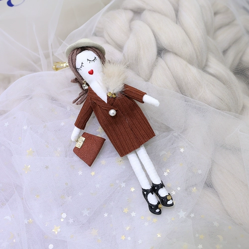 Брендовая женская высококлассная изысканная подвеска, небольшая кукла, аксессуар, в корейском стиле, Южная Корея