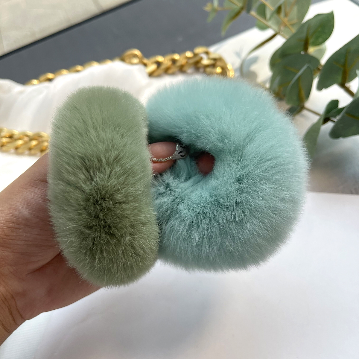 Simple Style Solid Color Rabbit Fur Hair Tie display picture 2