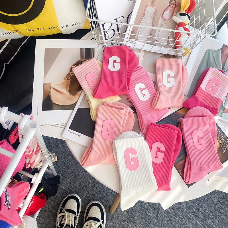Autumn and Winter All-Cotton Pink Hot-Selling Outerwear Sports Mid-Calf Socks for Women, Japanese and Korean Style, ins Xiaohongshu Trendy Shark Pants Long Socks Autumn and Winter All-Cotton Pink Hot-Selling Outerwear Sports Mid-Calf Socks for Women, Japanese and Korean Style, ins Xiaohongshu Trendy Shark Pants Long Socks