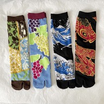 Divide socks Japanese grape carp sea waves summer personality toes tabi tide socks Art mid-line socks sandals socks