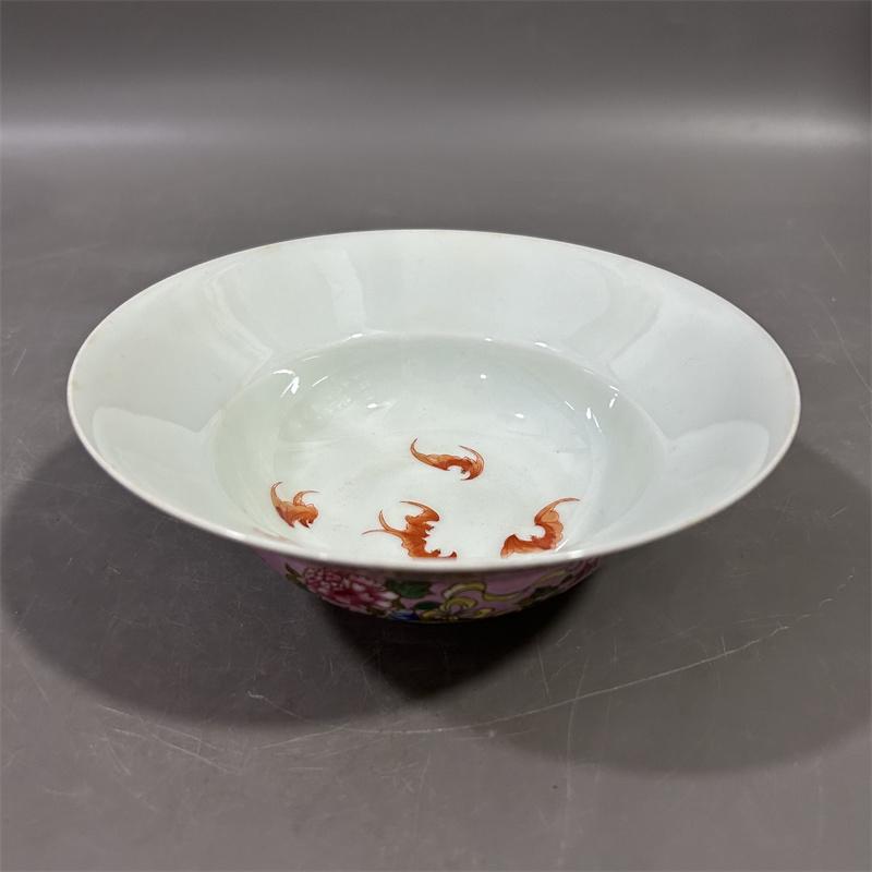 康熙御制珐琅彩花卉蝙蝠碗釉开片复古居家摆件古董古玩旧货老货精