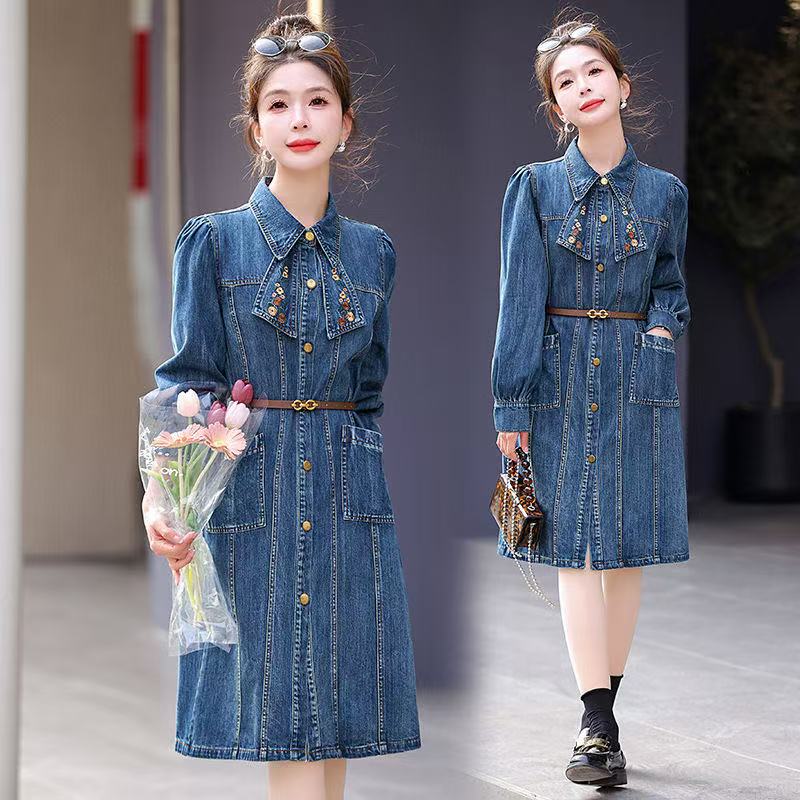 Bow-Knot Slit Denim Dress for Petite Women, Early Spring and Autumn, Unique and Non-Repetitive Style, Diamond-Embellished Sequin Shirt Dress