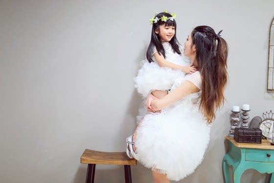 Korean genuine children's clothing princess dress girls dress birthday dress wedding show skirt catwalk flower girl tutu skirt