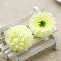 12 молоко белое