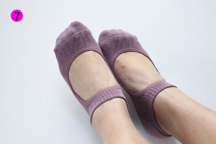 Vớ yoga chuyên nghiệp chống trượt dày mùa đông cotton cho người mới bắt đầu khiêu vũ vớ thể thao nữ vớ sàn Pilates quần yoga