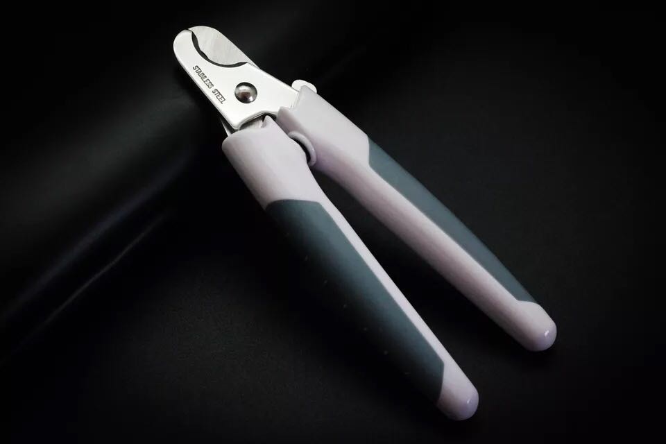 Dog nail clippers dog nail clippers pet nail clippers big and small dog manicures golden retriever cat nail clippers supplies