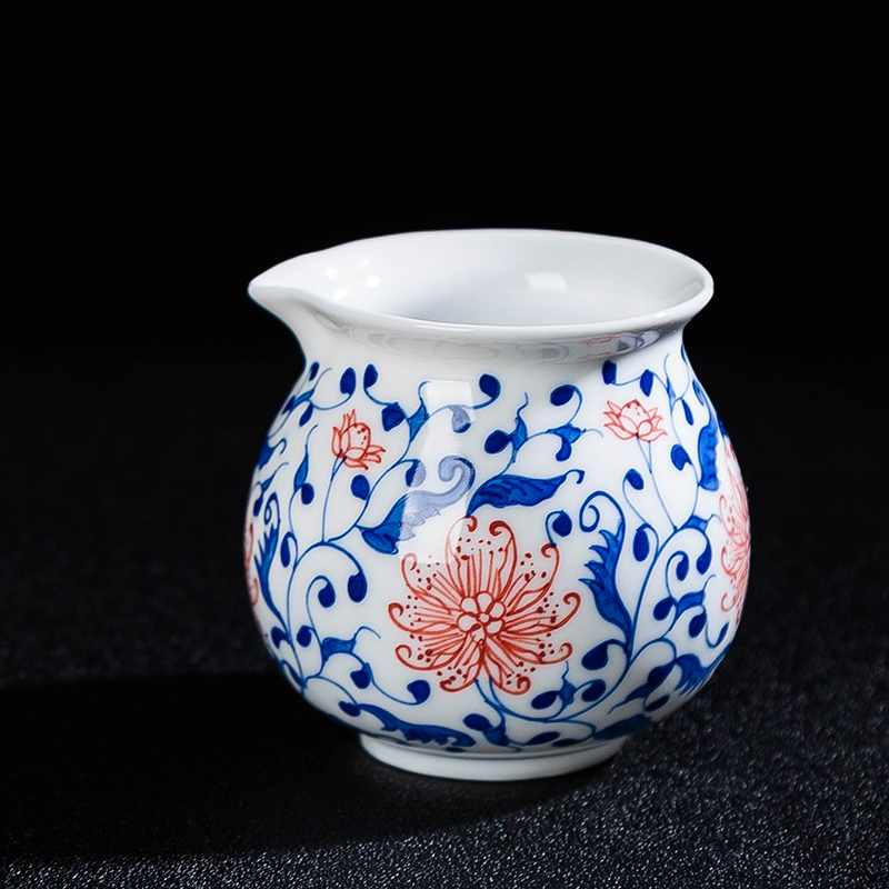 Jingdezhen blue and white porcelain ceramic fair keller of tea accessories and tea cup and cup points) a cup of tea