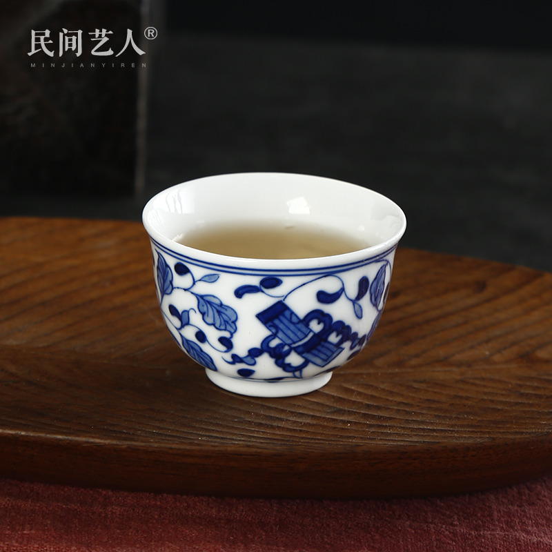 Pint Tea Cup Gongfu Tea Cup Ceramic Tea Set Green Flower Porcelain High White Glaze Small Personal Master's Cup Single Cup Handmade Painting