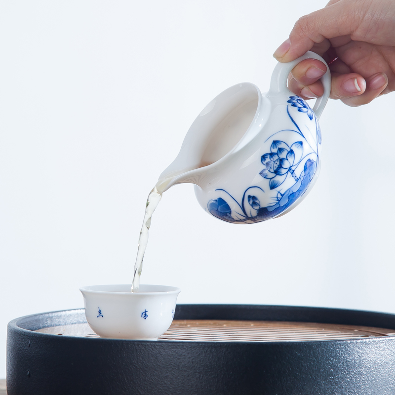 Jingdezhen ceramic fair keller kung fu tea set points and a cup of tea sea hand - made manual lotus tea fair cup