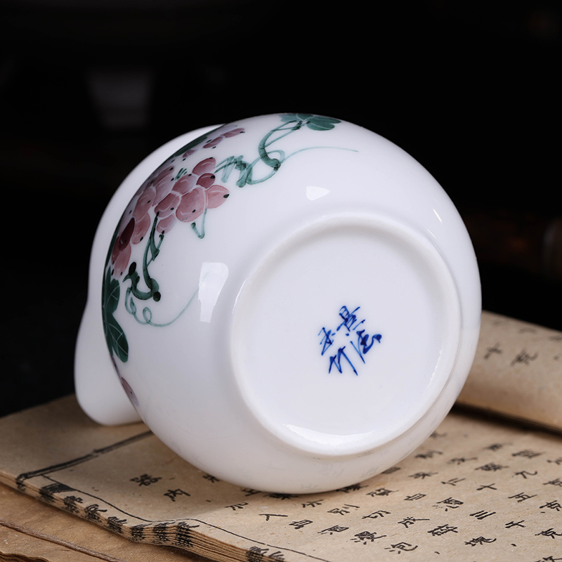 Jingdezhen hand - made under the glaze color ceramic fair keller kung fu tea accessories and cup and a cup of tea is tea sea