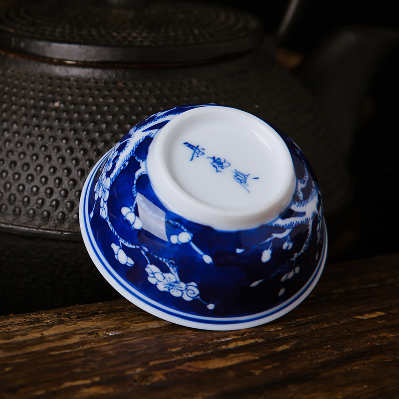 Jingdezhen ceramic hand - made small bowl kung fu tea bowl sample tea cup master cup personal cup single CPU