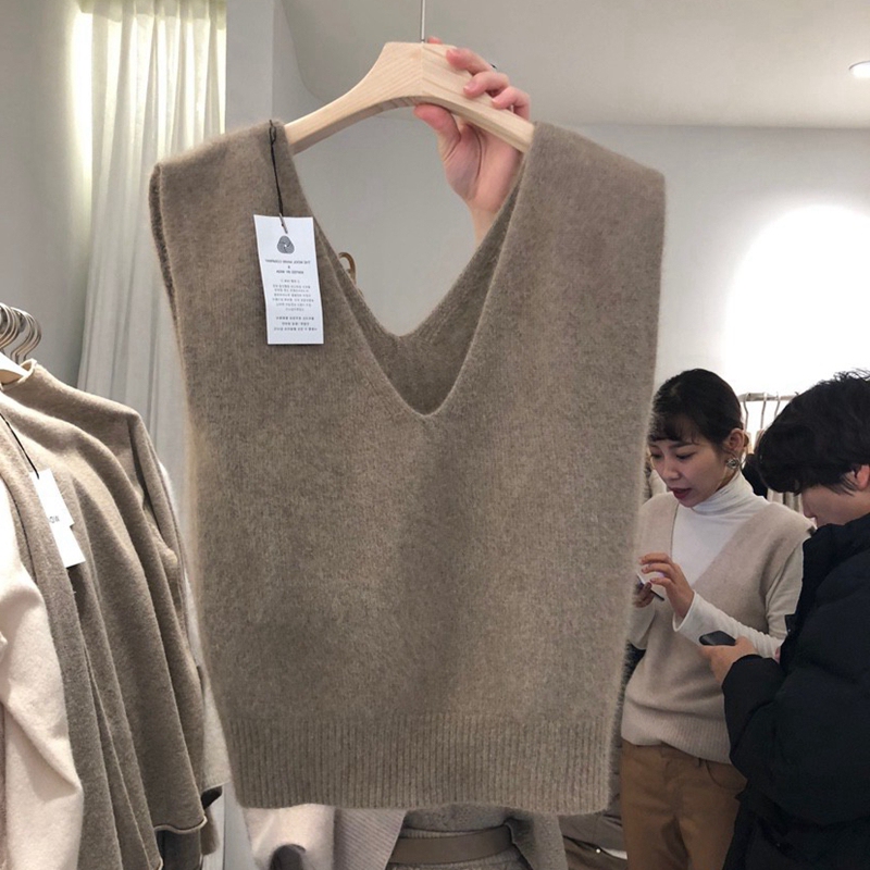100% Cashmere Vest for Women, Warm and Loose-Fitting Wool Vest, Outerwear Sweater, Knitted Sweater, Spring and Autumn Style, Large Size