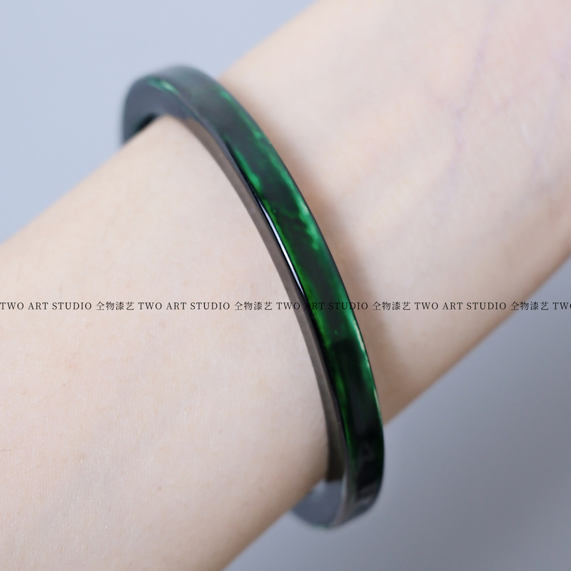 Pre-Sale of Tongwu Lacquer Art |   Yuan Lacquer Bracelet in Green Series, Square Bracelet with Green Coating.