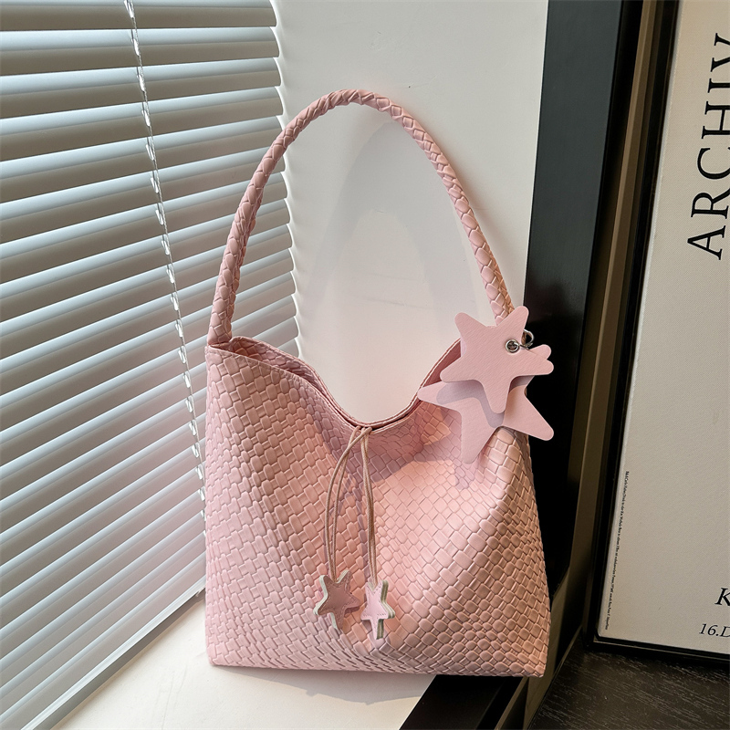 2025 Hot-Selling Woven Bag for Women, New Style with a High-End Feel, Single Shoulder Underarm Bag, Large Capacity Commuter Tote Bag