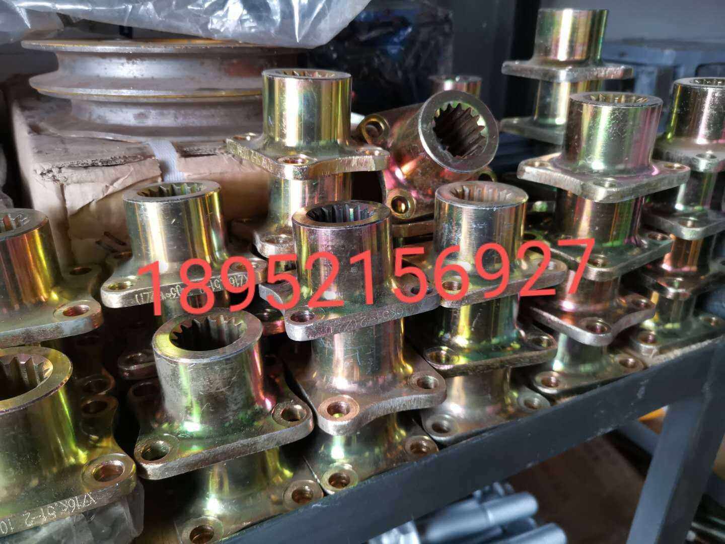 XCMG crane accessories large pump triple pump shaft head spline adapter