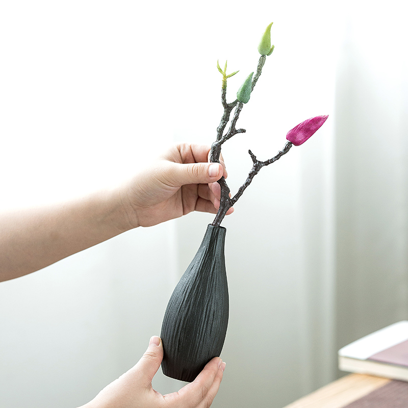 Black pottery flower flower implement Japanese creative ceramic decorative household items furnishing articles furnishing articles floret bottle tea accessories receptacle