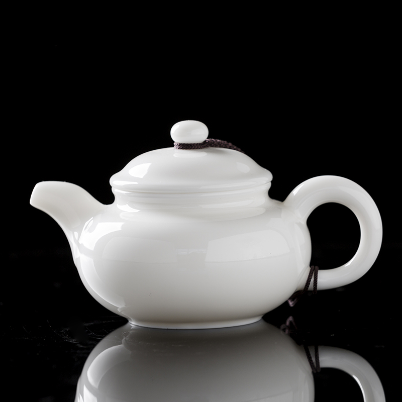 Rather uncommon dehua white porcelain ceramic teapot single pot teapot is China 's white jade porcelain tea set