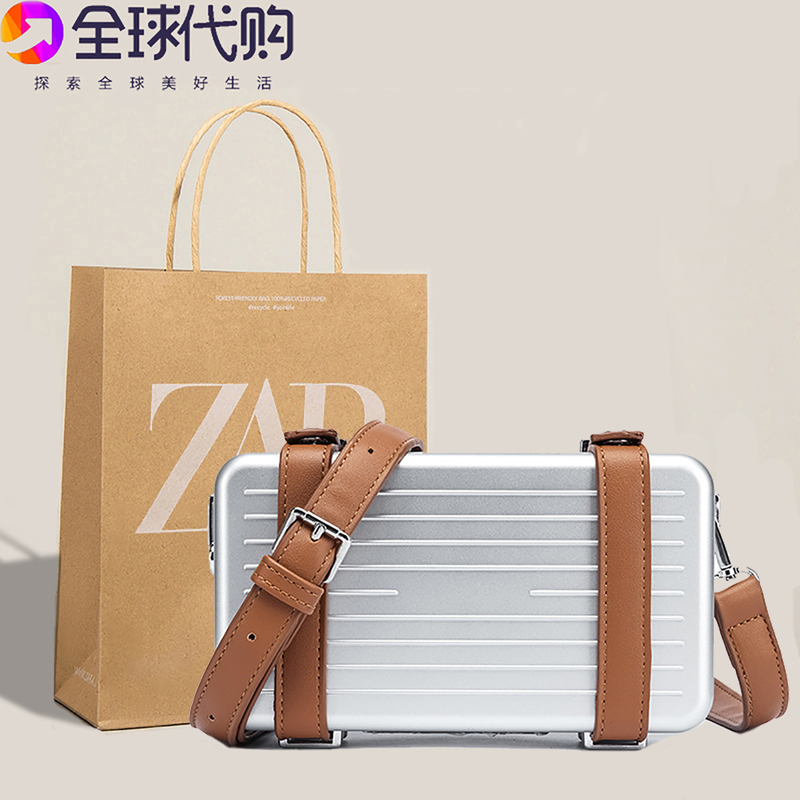 2026 New Men's Bag Casual Hard Small Square Bag Fashionable Waist Bag Single Shoulder Crossbody Bag Structured Box Bag Trendy Brand Bag 2026 New Men's Bag Casual Hard Small Square Bag Fashionable Waist Bag Single Shoulder Crossbody Bag Structured Box Bag Trendy Brand Bag