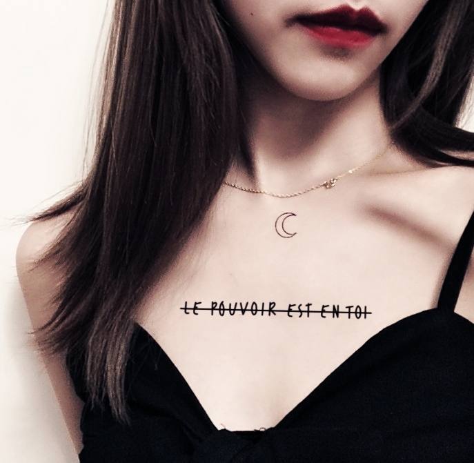 Net Red Breast Mouth Moon Tattoo Patch Waterproof Female Persistent Emulation ins Wind English Letters Personality Dark Black Ensemble stickers