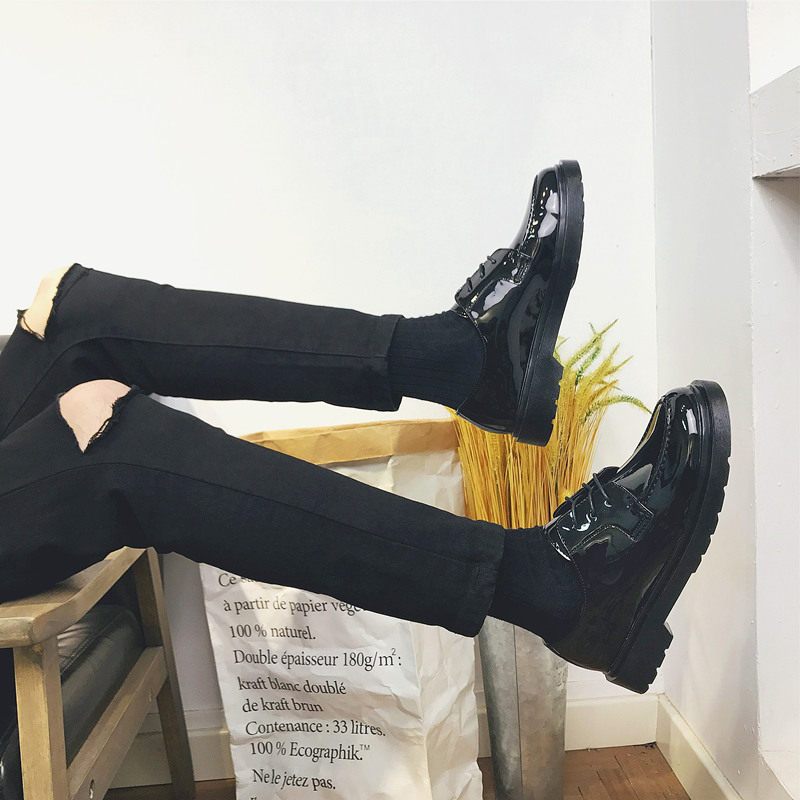 Small leather shoes men's Korean version of the tide spring Harajuku bright leather shoes students black Hong Kong style casual round head British Martin shoes