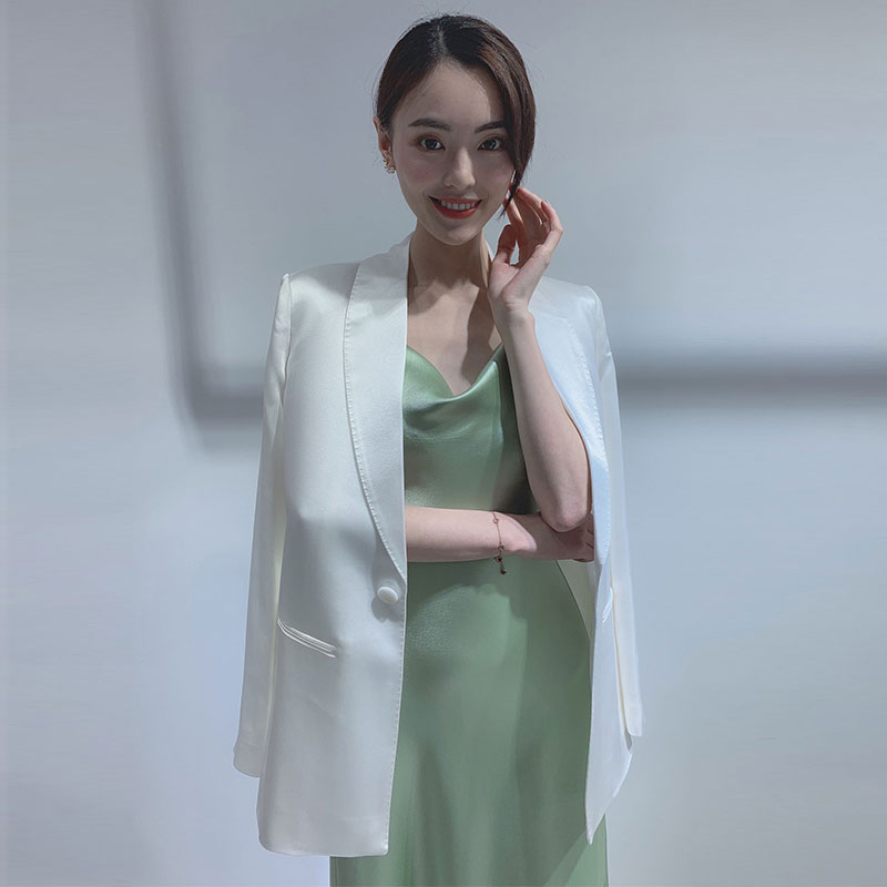 High level Sensation Acetate small suit Women's thin satin coat jacket 2022 Western suit Loose Glossy and Glossy Celebrities TEMPERAMENT